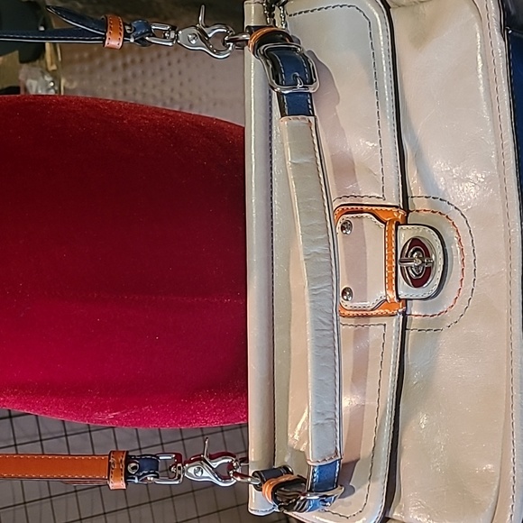 COACH Color-block Crossbody - Picture 5 of 12